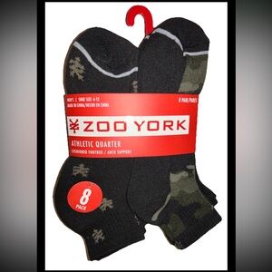 Zoo York Quarter Socks 8 Pair Men 6-12 Black Brown Gray w Mixed ZY Logos Skate